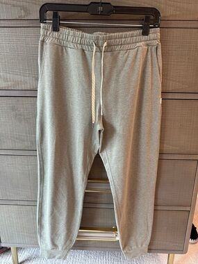 Vuori Sage Green Women’s Performance Joggers